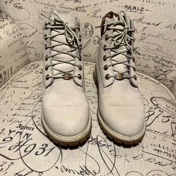 Timberland Women’s Classic Boot   - Picture 1 of 16